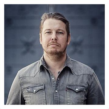 Фредрік Бакман