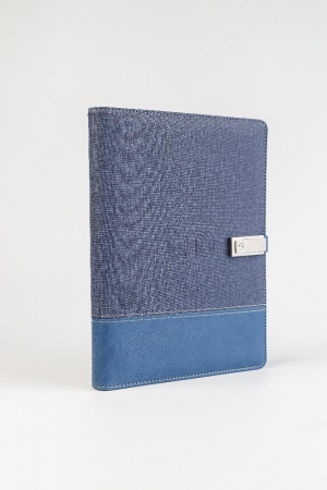 Книга Щоденник з бездротовою зарядкою Powerbank та флешкою 16 Гб синій