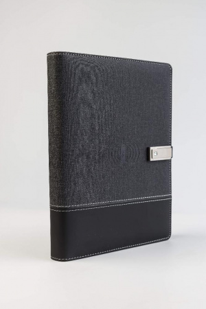 Книга Щоденник з бездротовою зарядкою, Powerbank та флешкою 16 Гб чорний