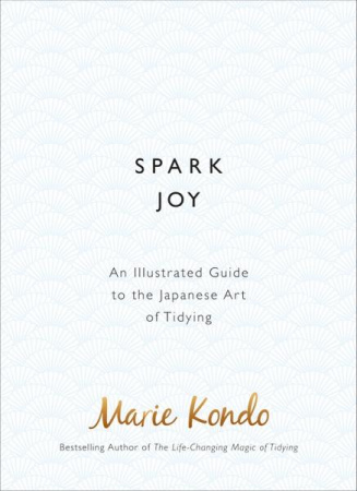 Книга Spark Joy